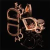 2024 En İyi Klasikler Lüks Tasarımcı Marka Kuff Link Yüksek kaliteli moda mücevher erkekleri kadın klasik harfler paslanmaz çelik manşet bağlantıları gömlek düğün hediyesi manşet