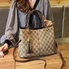 Sac pour femmes Summer NOUVEAU FEMME MANDE FEMME MERAUX MÈRE MERTULE DE L'AGIDE MARRILE D'EN MARCHE ONE MESSAGER BAGS MESSAGER PLAGES Y7CR302N