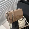 Vente chaude Mode Sac à bandoulière Prado Designer Sac à bandoulière Femme Marque Populaire Sac sous les bras Sacs à la mode Marchandises d'usine Sac de grande capacité Style de mode pour femmes