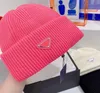 Mulheres rosa boné beanies designer chapéus com etiqueta de geometria correndo esportes outono inverno quente malha bonés luxo design clássico outd4257996