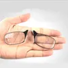 Solglasögon Portable Paper Reading Glasses Compact Nose Gelglas Plånbok Telefon SOS Clip Reccept304p