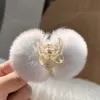 Leuke winter pluche konijnenbont haarklauw clip kersen kleine haai clip dubbelzijdig haarbal haarspelden haar clip haaraccessoire