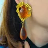 Dangle Oorbellen Amber Karamel Hars Oorhangers Met Zwaar Industrieel Temperament Prachtig en veelzijdig Damesaccessoire