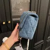 Sacs de luxe brodés camélia, sac à chaîne en Denim bleu rétro, sac à bandoulière de styliste