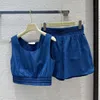 Sportliche zwei Sätze Damen-Sommerblau, frische Kleidung, cool, alle Modetrends, High-Street-Weste, Top-Shorts, helles Farbdesign, wasserdicht, atmungsaktiv, schweißfest, Luxus-Set