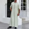 Vêtements ethniques Style islamique sans genre Brodé Lâche Robe musulmane Boutons de couleur unie Respirant Moyen-Orient Arabe Unisexe