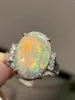 Clusterringen LR2023 Fijne sieraden Pure 18K Goud Natural White Opal Gemstones 5.02ct Vrouw voor vrouwenring