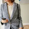 Jaquetas femininas flocos de neve xadrez lã pano curto casaco lazer pequeno terno feminino grade breve parágrafo casaco pode tamanho personalizado 231211
