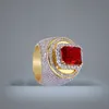 Mannen Luxe Hip Hop Red Ruby Ringen Micro Pave Zirconia Bling Bling Gesimuleerde Diamanten 18K Vergulde Ring61191986596560