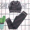 Zomer Sport Vest Broek Letter Print Yoga Outfit Quck Dry Padded Tank Top Hoge elastische strakke legging Dames Designer Running Sportswear
