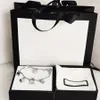Bracciale di design Catena SilverStar Braccialetti con farfalla regalo Catene superiori Fornitura di gioielli di moda311g