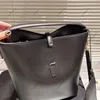 Le 37 Bolso de diseñador Bolso de cuero brillante Le 5 A 7 Bolso cruzado Bolsos de compras Bolsos de hombro Bolsos de mujer Bolsos de lujo Bolso con solapa