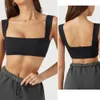 Bras 2023 Fitness Bra Kardashian Mesmo Estilo À Prova de Choque Esportes Curvo Hem Desgaste Slim Fit Top Run Mulheres 231208