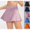 Fitnessstudio -Kleidung Frauen Sport schnell trocknend Yoga Tennis Tanztraining Rock Anti -Light Fashion Fiess rennen kurze Röcke Hosen 688SS 2023