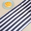 Stołowy szmatkę w paski z poliestrem wystroju poliestrowa obrus na wewnętrzne wydarzenia na zewnątrz rodzinny obiad (czarno -biały 4 sztuki)