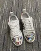 2024 New Kids 디자이너 Red Bottoms Casual Shoes Loafere Rivets Low Studed Kid Designers 신발 어린이 패션 바닥 트레이너 EUR 25-34