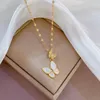 Fashion light luxury double flying butterfly ladies necklace classic retro transfer wild personality clavicle chain pendant gift