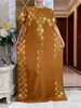 Sukienki w dużych rozmiarach Dubai Abaya dla kobiet Summer Bawełniany Sukienka z krótkim rękawem złota Stamping Loose Lady Maxi Islam African z dużym szalikiem 231208