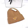 Luxury knitted hat brand designer men's and women's fitted hats unisex 100% cashmere letter casual skull hat outdoor fashion triangle hat