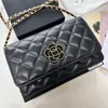 Classic Mini Flap Women Shoulder Bag Caviar Diamond Lattice Leather Quilted Luxury Handbag Designer Bag Fanny Pack Card Holder Evening Clutch Pochette 19CM