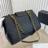 Bolso de mano de lujo para mujer, bolso con cadena de gran capacidad, cadena clásica de Metal dorado, mochila de un hombro de diseñador para exteriores, compras sencillas