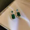 Güzel 925 Gümüş Pin Kübik Zirkon Emerald Geometrik Damla Küpeler Parlayan Kristal Elmas Dikdörtgen Şeklinde Kolye Kolye