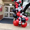 167pcs / set rouge noir blanc latex ballon guirlande arc kit 18 pouces chrome métal argent ballon de mariage fête d'anniversaire décor Suppl G0229V