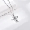 Lyxdesigner Kvinnor Cross Pendant Halsband Fashion Utsökta Simple Diamond Necklace Classic Versatile Halsband Lämplig för kvinnors smycken julklapp