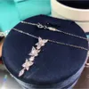 Rohg Hanger Kettingen Hoge Kwaliteit Tiffanise Asymmetrische Vier Blad Bloem Tiffanise Ketting Met Diamanten Voor Vrouwen Sleutelbeen Bot Vlinder Hals Zzu4