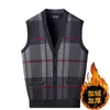 Gilets pour hommes 2024 automne hiver hommes col en V tricot cardigan gilet mâle pull décontracté manteaux sans manches plaid chaud gilet D671