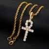 Collier croix clé Ankh pavé de diamants moissanite glacés en argent sterling 925