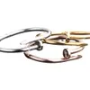 carter Bracciale classico con chiodi in acciaio al titanio e senza diamanti con fibbia nascosta con apertura a mano, anello ornamentale leggero, versatile, di lusso