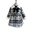 Cardigan Winter Girls Coats ciepłe sztuczne futra Kurtki dla dzieci Moda maluch dziewczyna kratą długi płaszcz Koreańskie jesienne ubranie dla nastolatków kurtka 231211