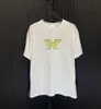 Camiseta de camiseta masculina T-shirt moda moda preto e branco manga curta de luxo alfabeto impresso camiseta asiática size s-4xl