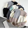남자들 조끼 2023 가을 겨울 카운터 제품 격자 무늬 둥근 목 패치 워크 따뜻한 부드러운 직물을위한 스웨터