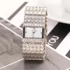 Relógios de pulso Temperamento Senhoras Relógio na Europa e América Banhado Diamante Shell Liga Banda Larga Moda Decorativa Bracelet203B
