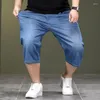 Mäns shorts tappar stor storlek jeans lång för män hög midja plus 40 42 44 48 sommar denim knä längd beskurna manliga pappa byxor