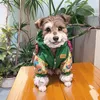 Roupas de cachorro de designer macio e quente para animais de estimação casaco de algodão de inverno jaqueta de clima frio roupas para animais de estimação com carta casual suéter de cachorro