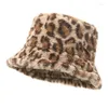 Basker vinter hink hatt kvinnor mode leopard panama varma hattar kvinnliga vintage faux päls fiskare mössa kvinnor