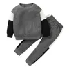 Conjuntos de roupas primavera e outono meninos camisa de manga comprida calças de cor sólida de duas peças casuais roupas infantis menino roupas com capuz conjunto para