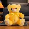 Le bambole di peluche arrivano 5 colori 22 cm Arcobaleno Creative Light Up LED Teddy Bear Animali di peluche Giocattolo colorato regalo luminoso per bambini 231211