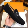 20MODELLO Mocassini firmati Scarpe da uomo Scarpe casual slip on Mocassino da uomo in pelliccia Scarpe invernali calde da uomo Mocassini in vera pelle di mucca scamosciata piatta di lusso