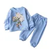 مجموعات الملابس Baby Girls Denim 3pcs مجموعات ملابس الملابس الخريف أزياء المعطف توبس سراويل المسارات