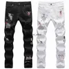 Pantalon pour hommes High Street Ripped Jeans Hommes Anglais Brodé Imprimé Noir et Blanc Slim Fit Droit Distinctif Graffiti Coton Élastique 2 J231208