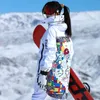 Autres articles de sport Ensemble de combinaison de ski pour femmes et hommes, style couple, veste de ski de sport en plein air, pantalon de snowboard, combinaisons de neige thermiques imperméables et coupe-vent 231211