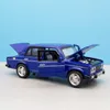Diecast Model 1/32 Alloy Lada 2106 Toy Car Model Classic Metal Die-Casting Sound Light Pull Back Toys Fordon för Collection Kids Gift 231208