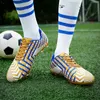 Klädskor gyllene fotbollsskor för män barn fotboll cleats original mäns futsal fotbollskor långa spikar sport fotboll stövlar 231211