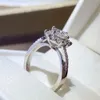 Fedi nuziali 0,51CT Anelli di fidanzamento per donne D Color Sparkling Lab Diamond Fine Jewelry S925 Anelli in argento Certificato originale 231208