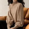 Kvinnors tröjor damer gigh nackbrun pullover stickad topp för kvinnor turtleneck svart mode 2024 kashmir streetwear tröja
