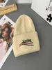 Fashion Brand Letters Woolen hat Women039s Autumn Paris Winter Warm Korean Simple AllMatching Knitted Hats Men3413062